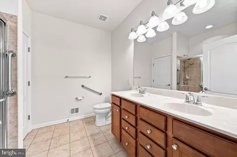 Bath - 631 Red Maple Rd, Middletown, DE 19709 photo 1 of 1