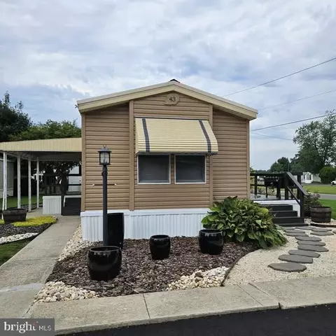 43 S Ellis Rd, Wilmington, DE 19810