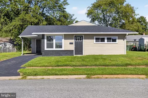 Exterior - 71 Mercer Dr, Newark, DE 19713 photo 5 of 12