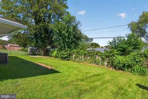 Exterior - 71 Mercer Dr, Newark, DE 19713 photo 12 of 12