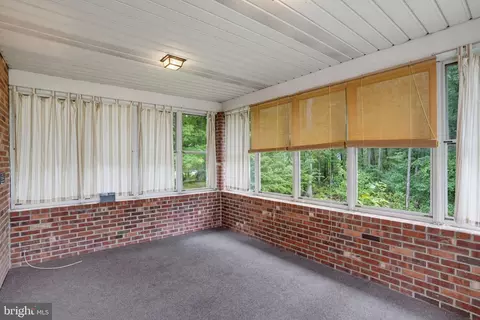 Exterior - 301 Caravel Dr, Bear, DE 19701 photo 4 of 7