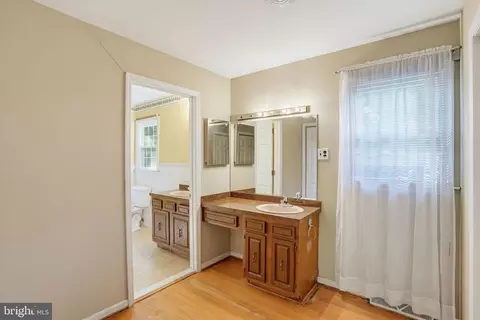Entry Way - 301 Caravel Dr, Bear, DE 19701 photo 7 of 7