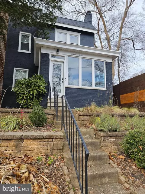 1711 N Broom St, Wilmington, DE 19806