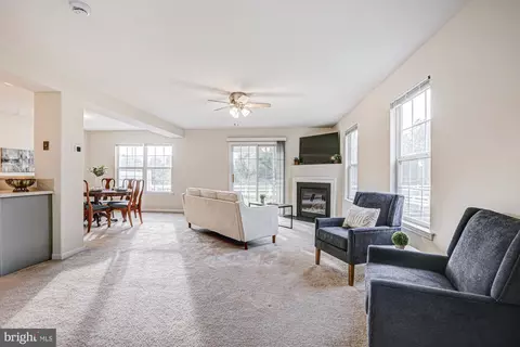 Living - 259 Avonbridge Dr, Townsend, DE 19734 photo 1 of 2