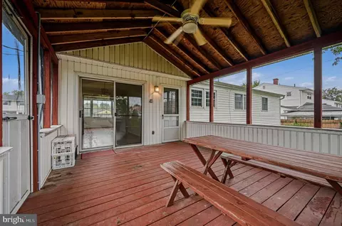 Exterior - 308 Brewster Dr, Newark, DE 19711 photo 4 of 6