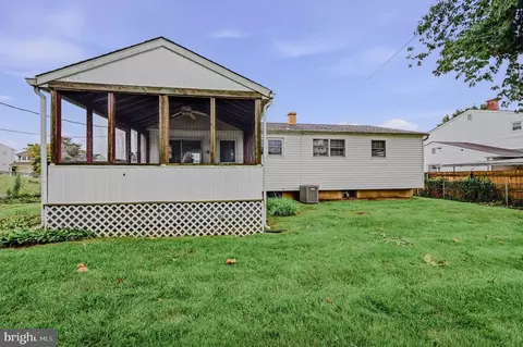 Exterior - 308 Brewster Dr, Newark, DE 19711 photo 6 of 6