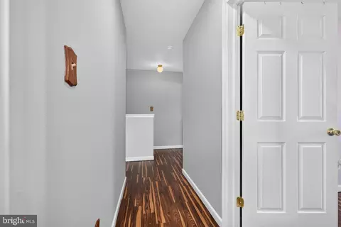 Entry Way - 215 Liborio Dr, Middletown, DE 19709 photo 4 of 5