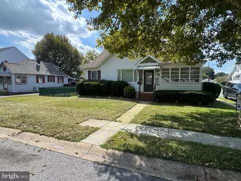 100 Silview Ave, Wilmington, DE 19804