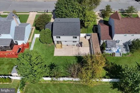 View/Area - 25 Avignon Dr, Newark, DE 19702 photo 1 of 5