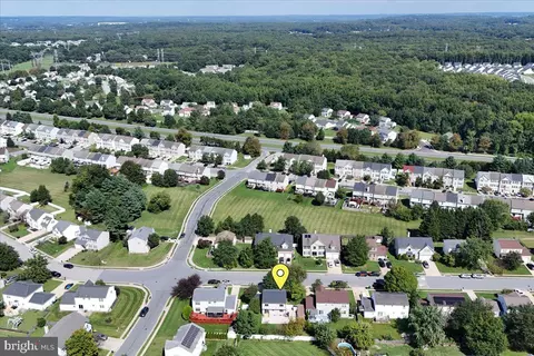 View/Area - 25 Avignon Dr, Newark, DE 19702 photo 5 of 5