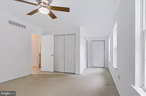 Bedroom - 25 Avignon Dr, Newark, DE 19702 photo 3 of 4