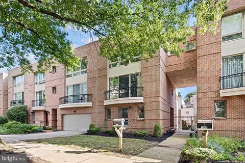 1211 Shallcross Ave, Wilmington, DE 19806