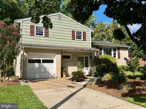 2701 Doris Dr, Wilmington, DE 19803