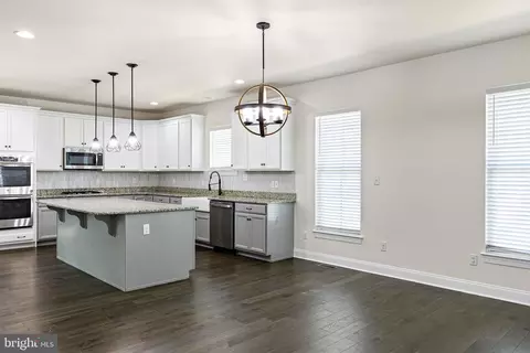 Kitchen - 545 Wheelmen St, Middletown, DE 19709 photo 1 of 7