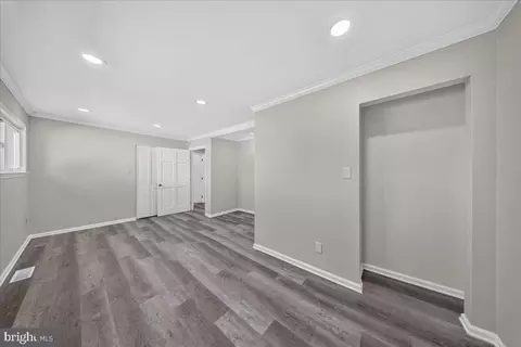 Entry Way - 601 Banyan Rd, Newark, DE 19713 photo 5 of 11