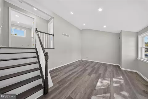 Entry Way - 601 Banyan Rd, Newark, DE 19713 photo 1 of 11