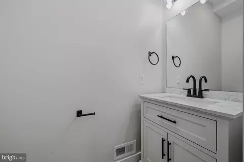 Entry Way - 127 Willow Oak Blvd, Bear, DE 19701 photo 13 of 19