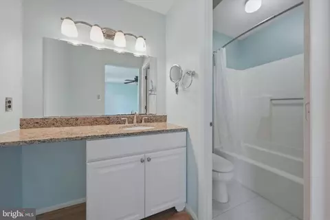 Entry Way - 502 4th St, Newark, DE 19711 photo 1 of 2