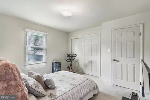 Bedroom - 12 Gloucester Ct, Newark, DE 19702 photo 5 of 5