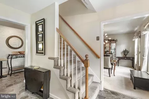 Entry Way - 12 Gloucester Ct, Newark, DE 19702 photo 1 of 2