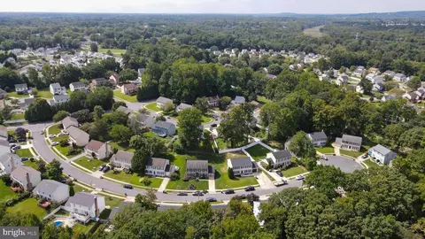 View/Area - 12 Gloucester Ct, Newark, DE 19702 photo 2 of 2