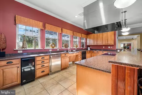 Kitchen - 709 Observatory Dr, Bear, DE 19701 photo 2 of 2