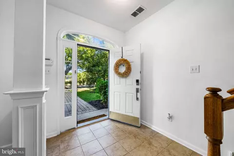 Entry Way - 709 Observatory Dr, Bear, DE 19701 photo 1 of 10