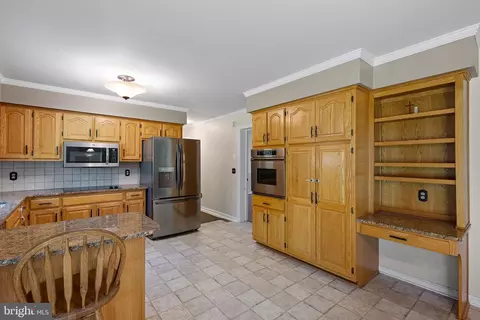 Kitchen - 105 Thoroughfare Neck Rd, Townsend, DE 19734 photo 4 of 4