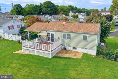 Exterior - 607 Tamara Cir, Newark, DE 19711 photo 1 of 7