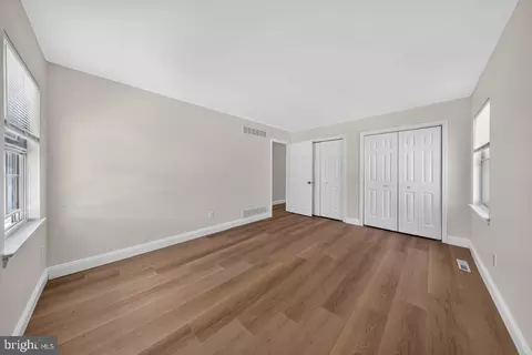 Bedroom - 47 Midland Dr, Newark, DE 19713 photo 1 of 8