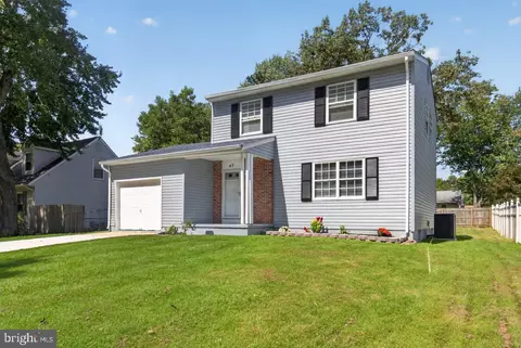 Exterior - 47 Midland Dr, Newark, DE 19713 photo 3 of 11