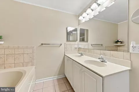 Bath - 305 Baker Dr, Bear, DE 19701 photo 2 of 3
