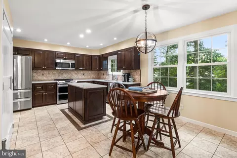 Kitchen - 20 Cinnamon Dr, Hockessin, DE 19707 photo 1 of 5