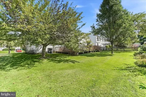Exterior - 23 Belfort Loop, Newark, DE 19702 photo 6 of 7