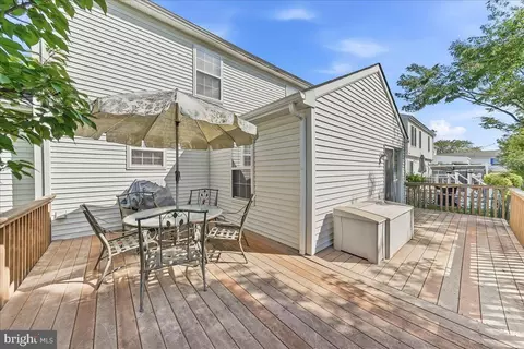 Exterior - 23 Belfort Loop, Newark, DE 19702 photo 4 of 7