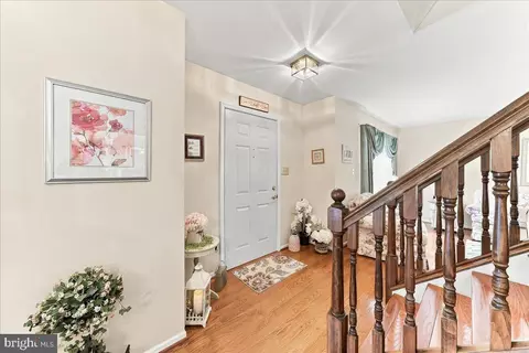 Entry Way - 23 Belfort Loop, Newark, DE 19702 photo 2 of 2