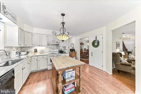 Kitchen - 23 Belfort Loop, Newark, DE 19702 photo 3 of 4