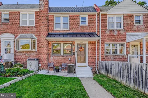 1558 Clayton Rd, Wilmington, DE 19805
