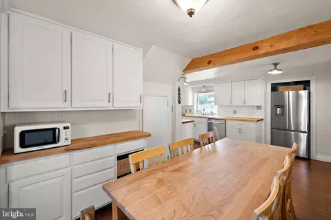 Kitchen - 17 Maple Ave, Newark, DE 19711 photo 3 of 4