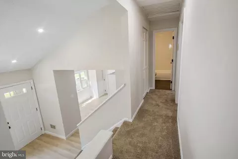 Entry Way - 703 Shue Dr, Newark, DE 19713 photo 8 of 11