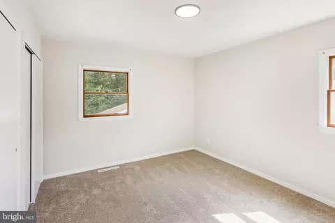 Bedroom - 703 Shue Dr, Newark, DE 19713 photo 1 of 3
