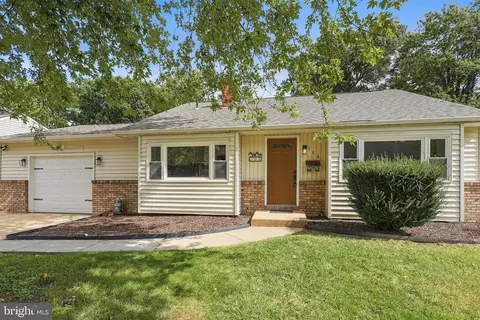 Exterior - 703 Shue Dr, Newark, DE 19713 photo 2 of 5