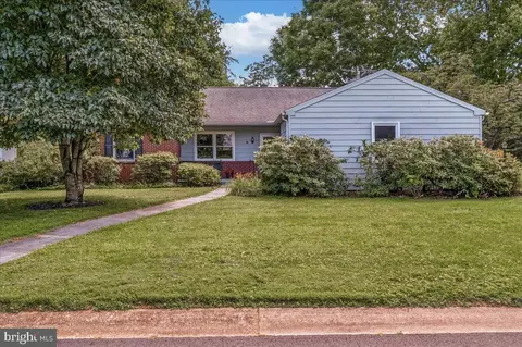 36 Paschall Rd, Wilmington, DE 19803