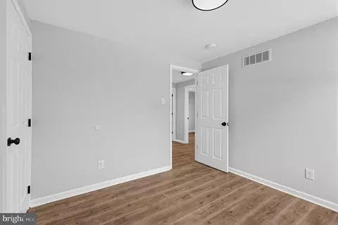 Entry Way - 213 Warfield Rd, Newark, DE 19713 photo 5 of 5