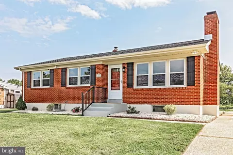 120 Reybold Dr, Delaware City, DE 19706
