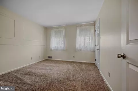 Bedroom - 12 Kitty Ln, Newark, DE 19713 photo 1 of 8