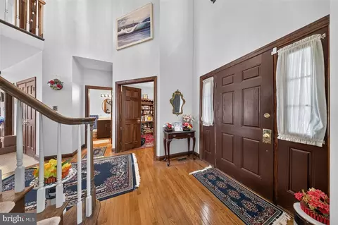 Entry Way - 827 Corner Ketch Rd, Newark, DE 19711 photo 2 of 6