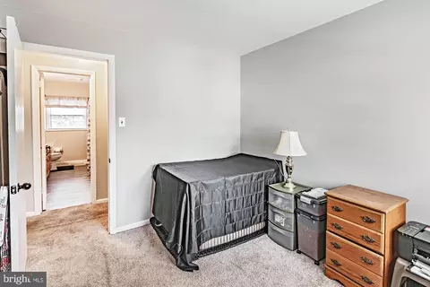 Bedroom - 26 Alwyn Rd, Newark, DE 19713 photo 4 of 6