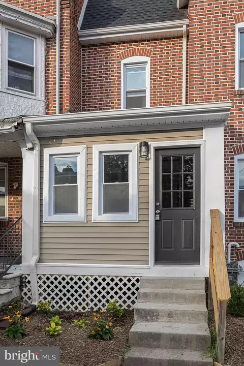 Exterior - 209 E 24th St, Wilmington, DE 19802 photo 12 of 17