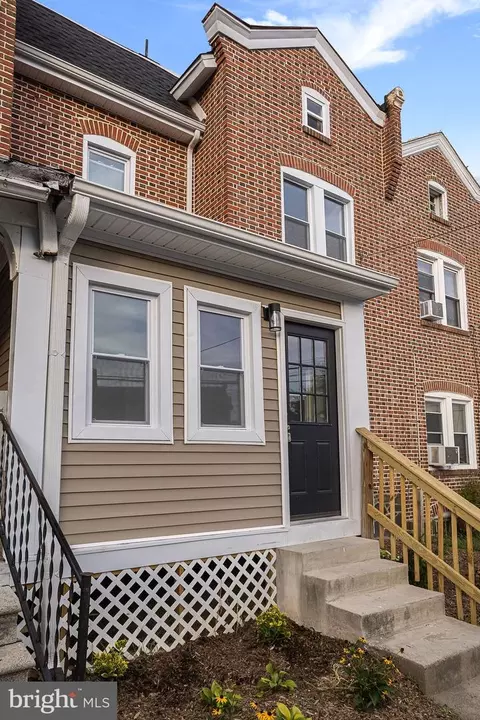 Exterior - 209 E 24th St, Wilmington, DE 19802 photo 9 of 17